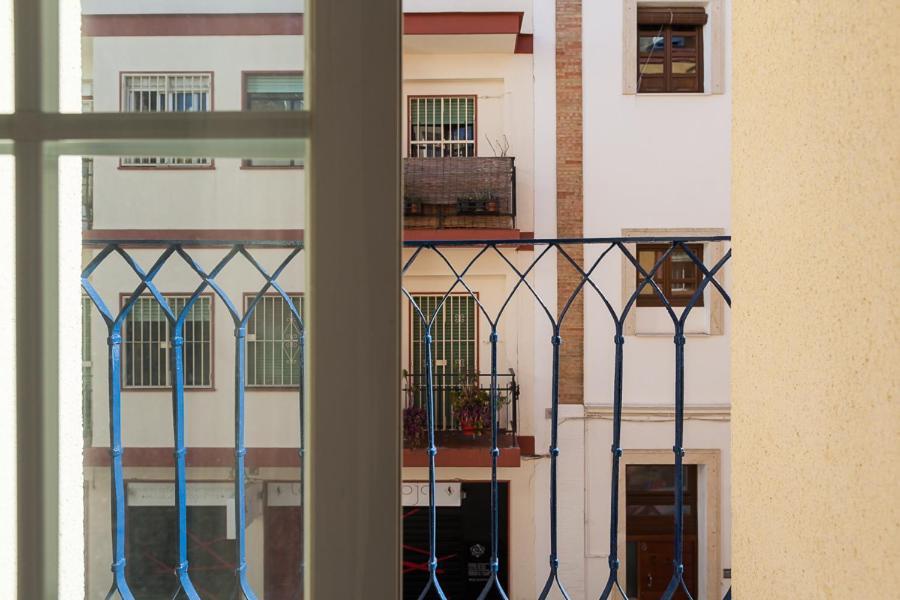 Peral Home Cozy Apartment Sevilla Dış mekan fotoğraf